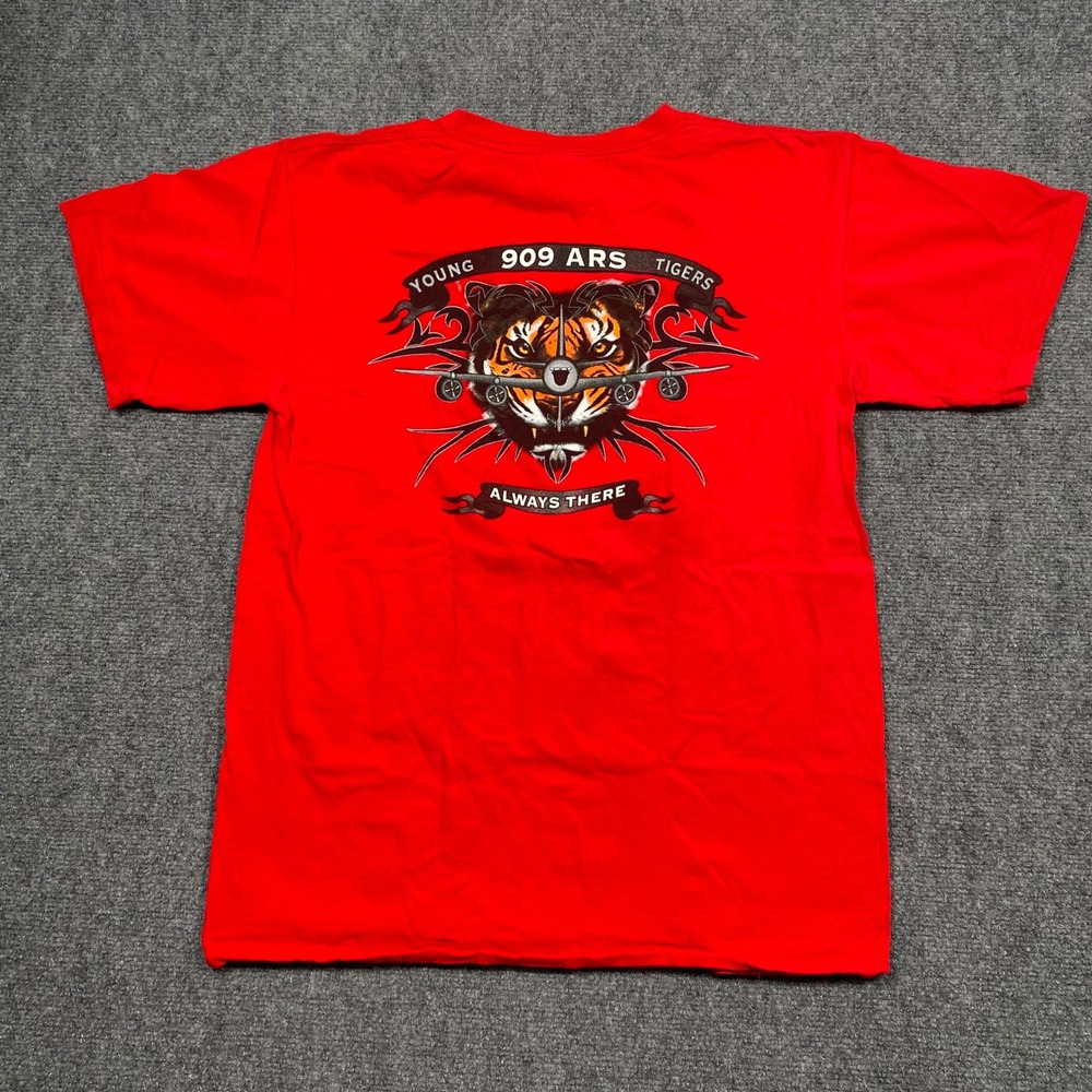909 ARS Tigers Air Force T‎ Shirt Men's Medium Red Graphic Tee